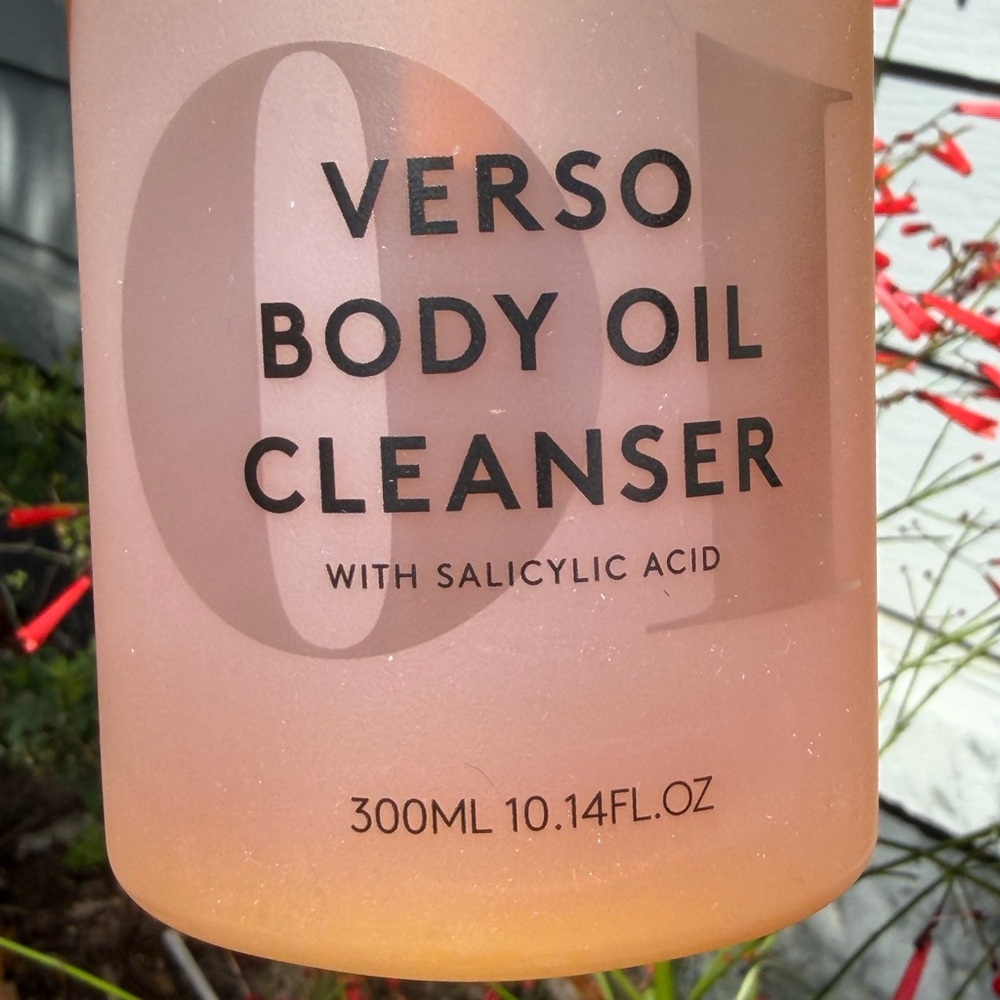 VERSO Skincare Golden Body Oil Cleanser - Picture 6 of 11